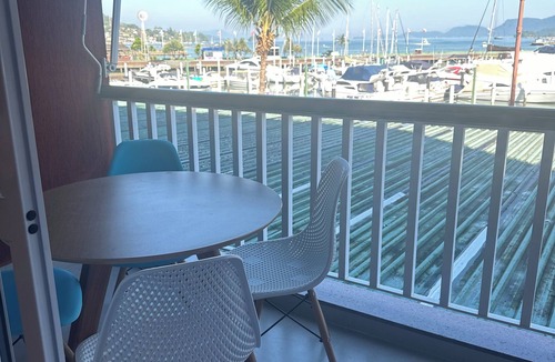 Marinas Apartment | Seafront flat, recently renovated, inside the only shopping mall in Angra (Piratas Mall)