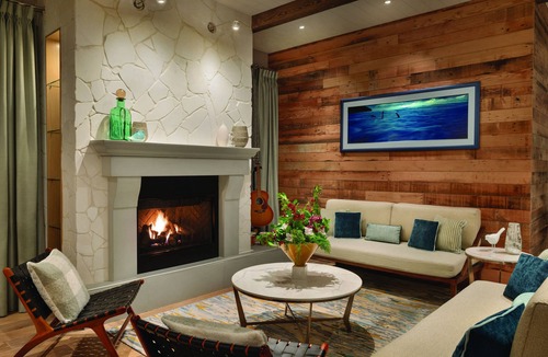 Lower Lonsdale Hotel | Seaside Hotel North Vancouver