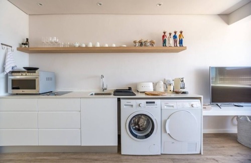Mouille Point Apartment | Seaside Serenity Studio by HMH