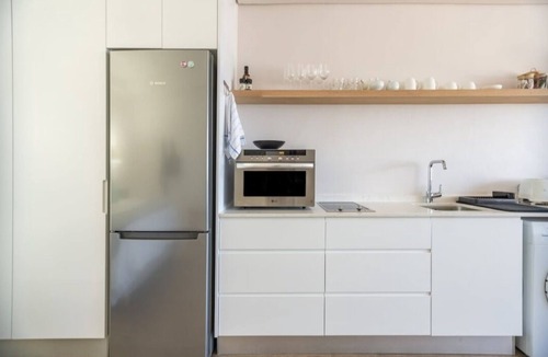 Mouille Point Apartment | Seaside Serenity Studio by HMH