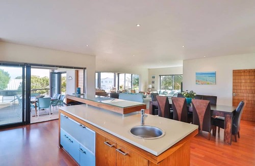 Voelklip Apartment | Seaside Symphony Villa | Walking distance to Grotto Beach