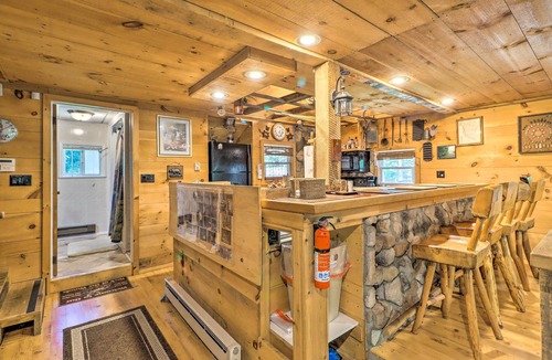 Kunkletown Cabin | Secluded & Quiet Pocono Mountain Cabin w/Hot Tub!
