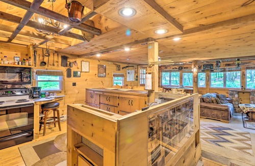 Kunkletown Cabin | Secluded & Quiet Pocono Mountain Cabin w/Hot Tub!