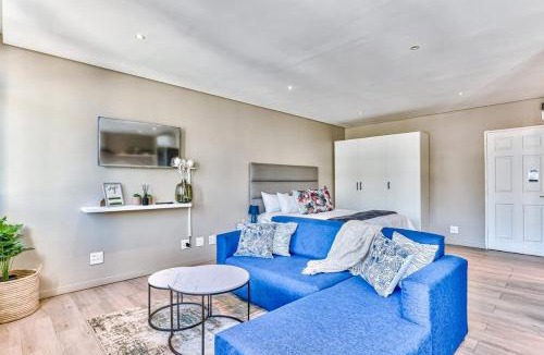 Cape Town City Centre Apartment | Senator Park Apartment