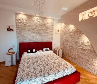 Bentivoglio House | Serendipity