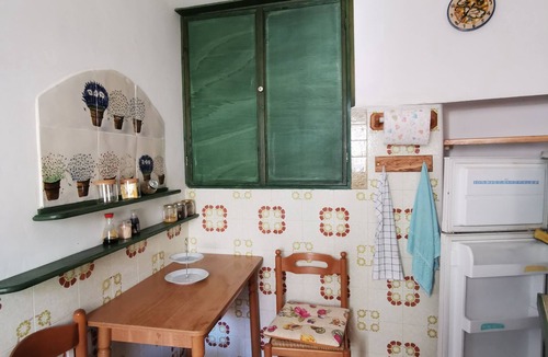 Sesta Godano House | Sesta Godano, a few km from 5 Terre, stone house in a medieval village.