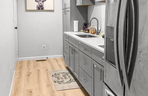 Fairland Apartment | Silver Spring Serenity: 2BR/2BA, Nature & Access`