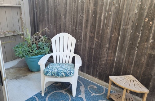 Silver Strand Apartment | 🏖Silverstrand Bungalow 1 bd/1b Beach apt. 4 minute walk to surf. Private patio