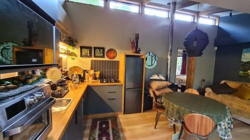 Van Dyks Bay Apartment | Singbos, Forest Cabin in Kleinbaai
