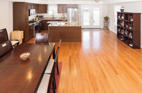 Woodridge House | Single family Home Near IV city