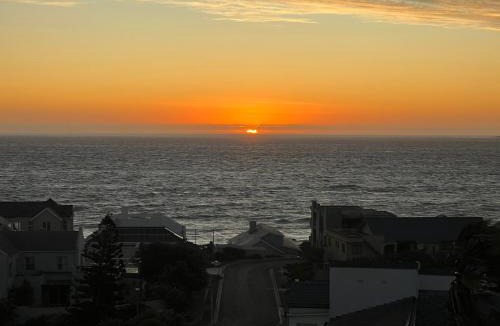Bloubergstrand Villa | Sir David Baird 22