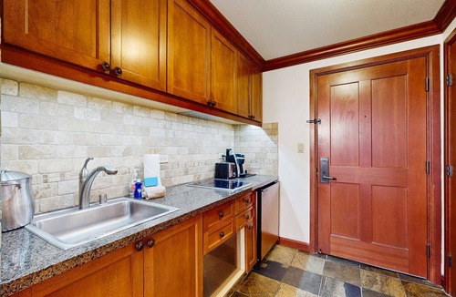 Olympic Valley Condo | Ski-in/ski-out alpine dream condo at Everline Resort & Spa