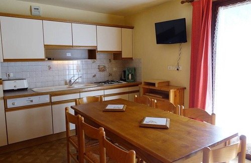 Beaufort Apartment | Ski-in/Ski-out Duplex, 8 Guests, Balcony, Near Hiking, Parking Included