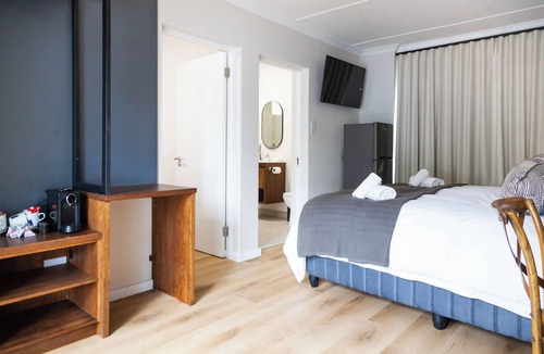 Paarl Bed & Breakfast | Skinkikofi Guest House