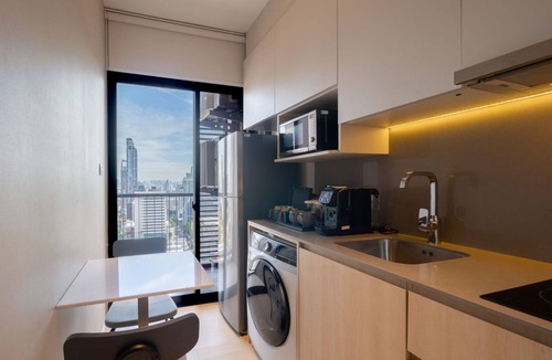 Ratchaprasong Condo | Sky Studio/Midtown/Monthly