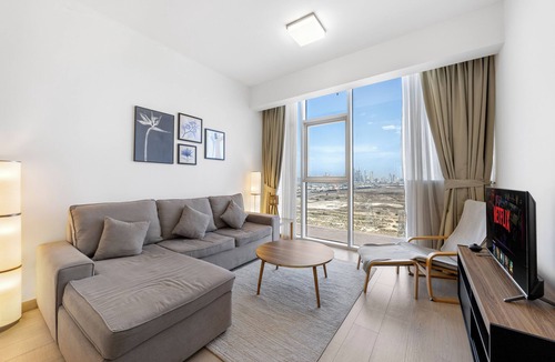 Jumeirah Village Circle Apartment | Skyline Views | Pool, & Gym in the heart of JVC