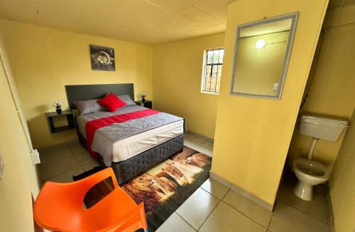 Greater Johannesburg Metropolitan Area House | SleepCozyGuestHouse