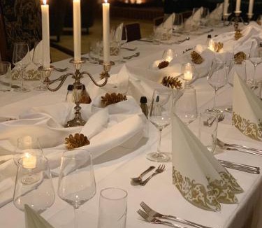 Sor-Odal Hotel | Slobrua Gjestegård