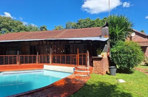 Brits Bed & Breakfast | SMAPERS GUESTHOUSE