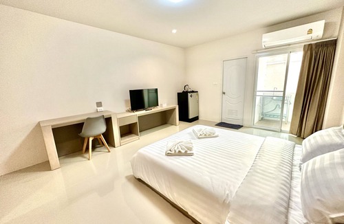 Bang Prok Apartment | Smith's Place