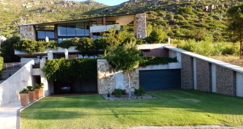 Scott Estate House | Snooze in Hout Bay Self-Catering