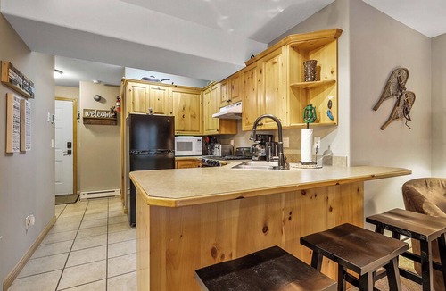 Sun Peaks Condo | Snow Creek Village 35: Delightful1BDRM Condo w/Private Hot Tub