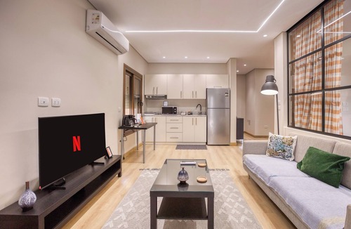 The 5th Settlement Apartment | Solis 1-bedroom suite next to CFC/District 5/Water way 5A/Garden 8/GUC/AUC.