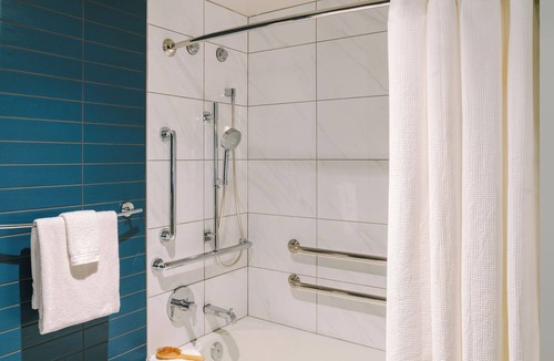 Connecticut Ave - K Street Apartment | Sonder The Quincy | Accessible King Room+