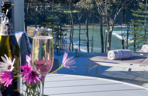 Denhams Beach Apartment | Soulshine Beachside Penthouse