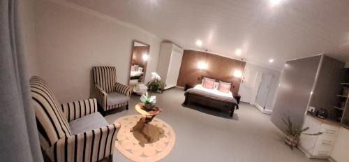 Van Dyks Bay House | Southern Right Guest House
