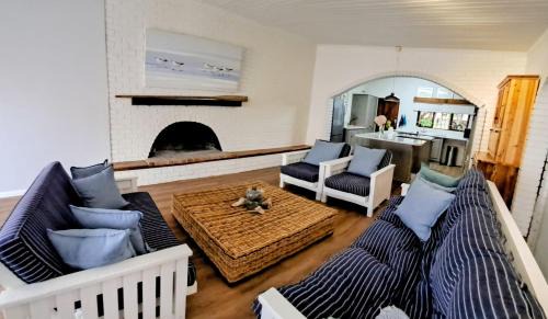 Van Dyks Bay House | Southern Right Guest House