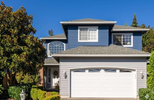 Kingsgate House | Spacious 4BR Kirkland Retreat Games
