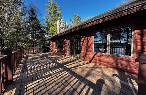 Nevis Cabin | Spacious 5-bedroom cabin on the beautiful 8th Crow Wing with modern amenities.