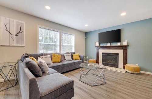 Tobyhanna House | Spacious 5BR Home In Heart Of Poconos By Camelback Skiing Swimming Lake