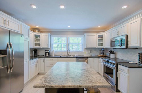 High Point House | Spacious 6BR w/Firepit, Porch, Prime Location