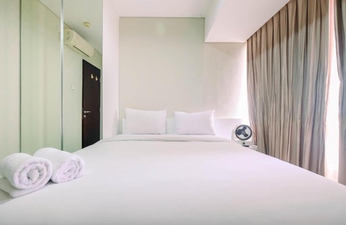 Jakarta Apartment | Spacious and Comfy 2BR Nifarro Park Apartment By Travelio