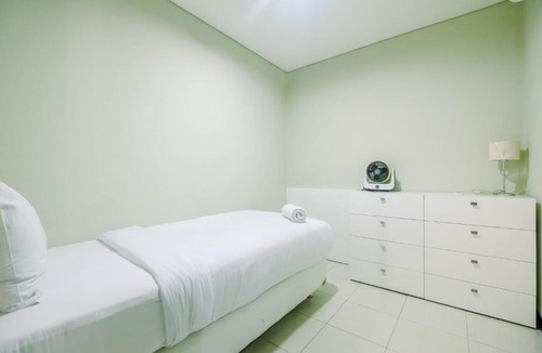 Jakarta Apartment | Spacious and Comfy 2BR Nifarro Park Apartment By Travelio
