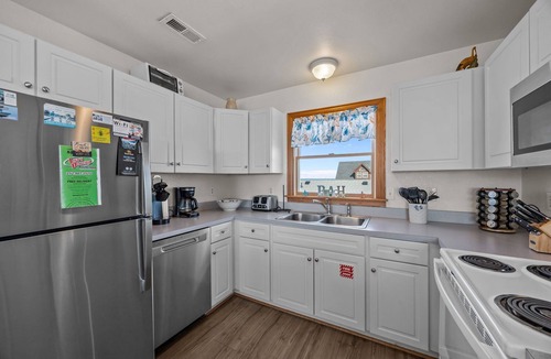 Rodanthe House | Spacious Beach Home w/Pool, Hot Tub, Game Room & Ocean Views