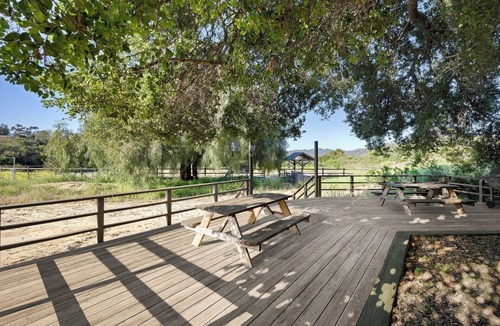 Topanga House | Spacious estate with 7 bedrooms and WiFi, fitness room in tranquil Topanga