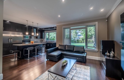 Canyon Heights House | Spacious family house in a great neighborhood