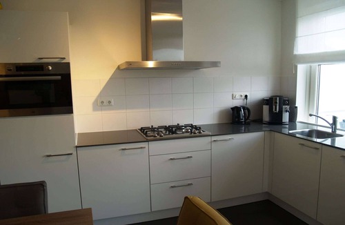 Uitdam Apartment | Spacious holiday home on the Markermeer