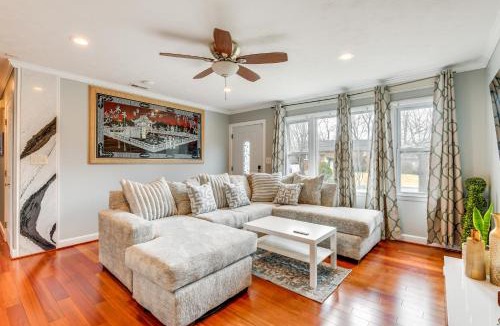 Severn House | Spacious Home w/Tranquil Patio ~ 29 Mi to DC!