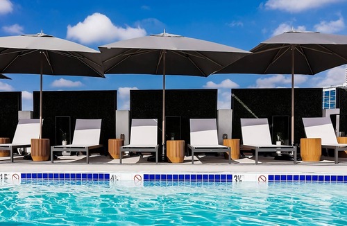 Norma Triangle Apartment | Spacious Oceanfront Suites! Luxurious Unit, Minutes to Pavillions