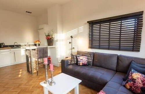 Hilversum Apartment | Spacious private apartment, 90m2, 25min from Amsterdam