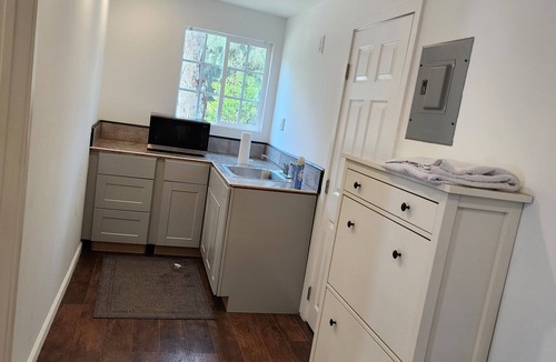 Santa Susana House | Spacious Ranch Retreat - Perfect for Nature Lovers
