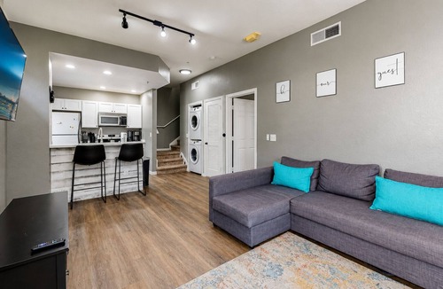 Venetian Bay Villages House | Spacious townhouse with jetted tub, game room, heated pool & fitness amenities