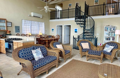 Point Rendezvous Villa | Spectacular Breezes & Views! 6 Person Hot Tub!