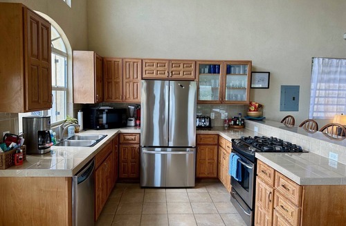 Point Rendezvous Villa | Spectacular Breezes & Views! 6 Person Hot Tub!