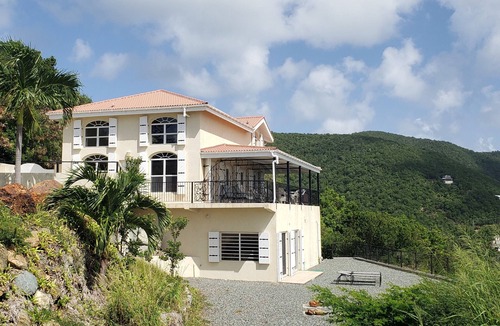 Point Rendezvous Villa | Spectacular Breezes & Views! 6 Person Hot Tub!