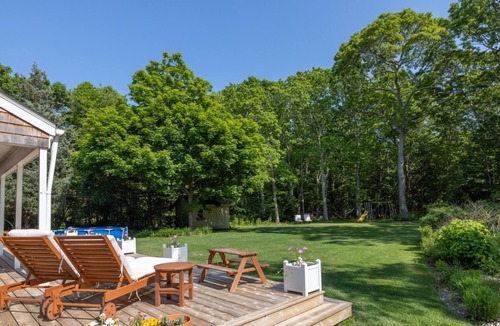 Springs House | Springs/Amagansett area. Walk to bay. Private/4 bedrooms